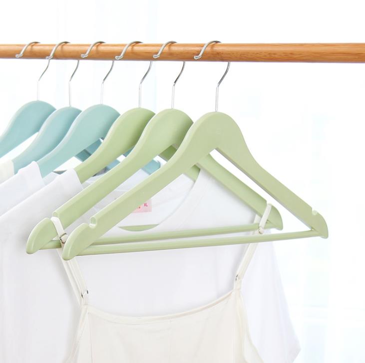 Hanger Manufacturers, Plastic Hangers Manufacturer, Cloth Hangers