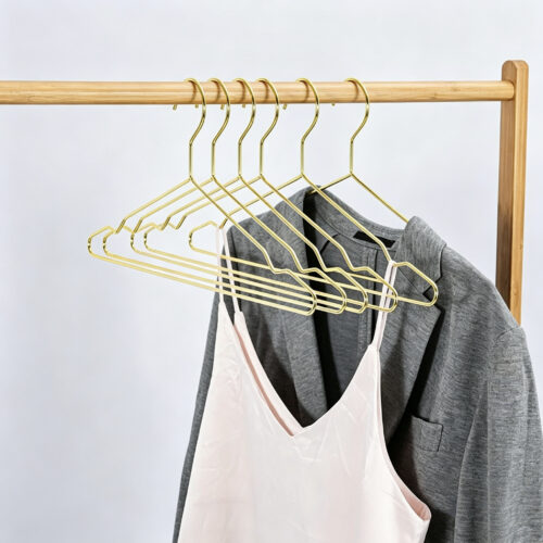 Coated metal hangers for retail apparel display